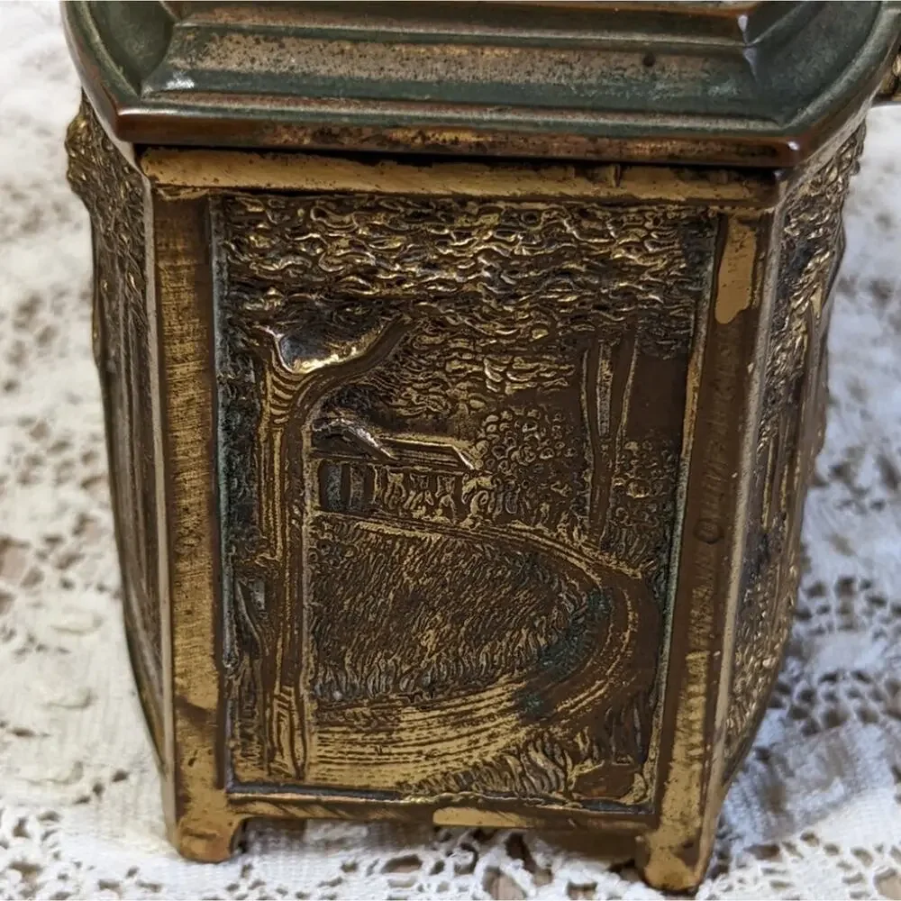 Weidlich Bros WB Mfg Co antique jewelry casket gold plated American Colonial